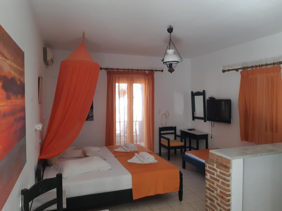 Pagali Hotel Ormos Aigialis Exterior photo