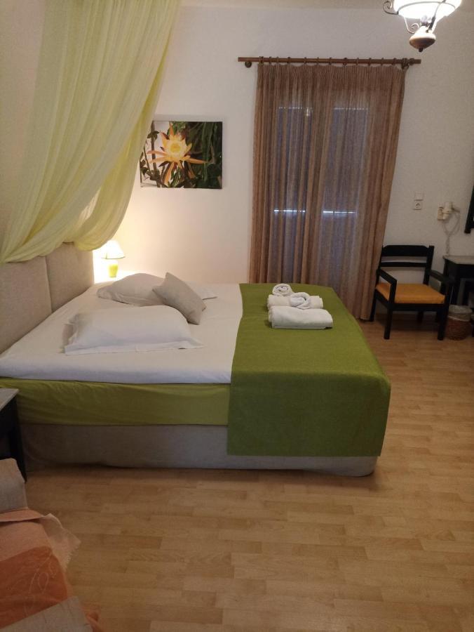 Pagali Hotel Ormos Aigialis Exterior photo